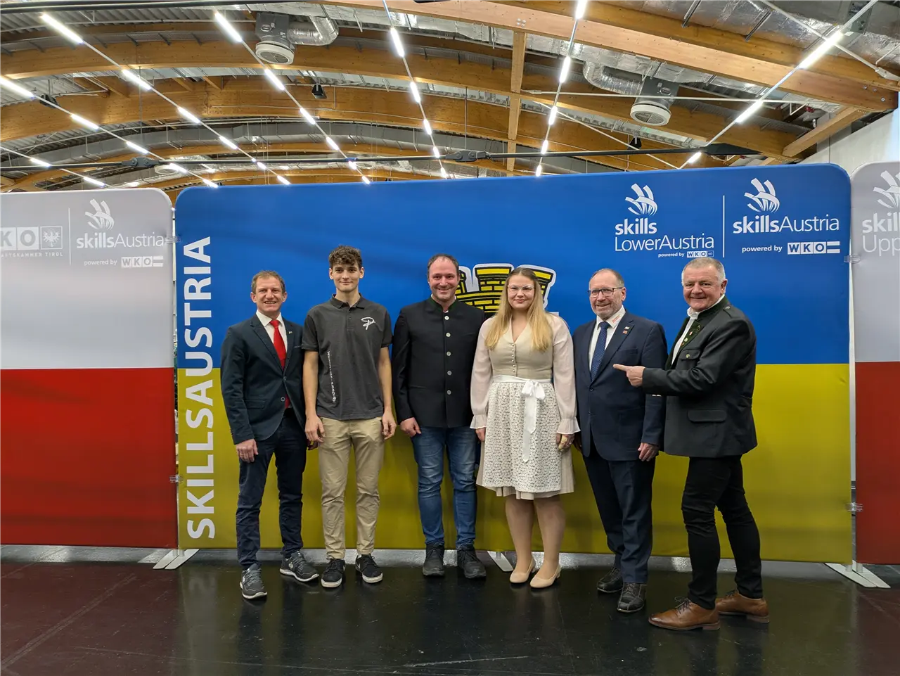 Personen vor einer Wand bei den Austrian Skills